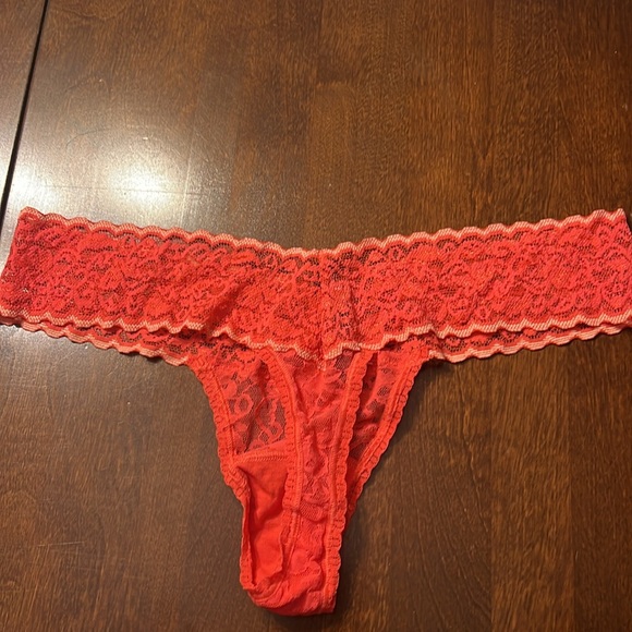 Victoria secret “the Lacie” thong - Picture 2 of 2